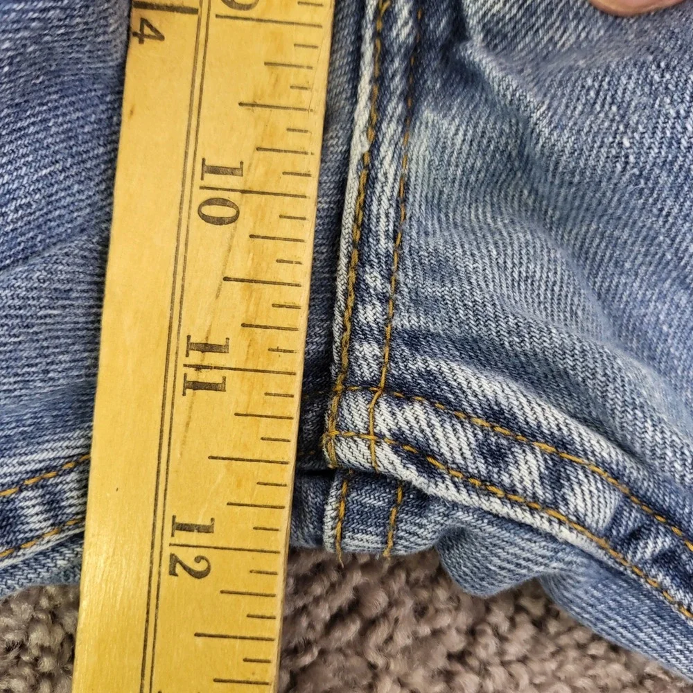 Levis 505 Regular Fit Jeans Mens 34x30 Light Wash Blue Good Distressed Denim Y2K
